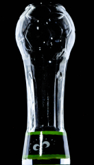 Kleiner Feigling, Cocktailglas, Fussballglas, Partyglas, Pokalglas im Relief