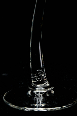 J.P. Chenet Weinglas mit dem gebogenen Stiel, Merlot, Cinsault, Colombard, Syrah