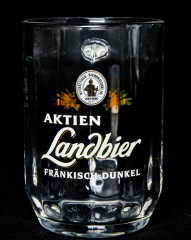 Aktien Landbier, Bierkrug, Bierseidel 0,3l, vertikale Reliefprägung Fränkisch Dunkel